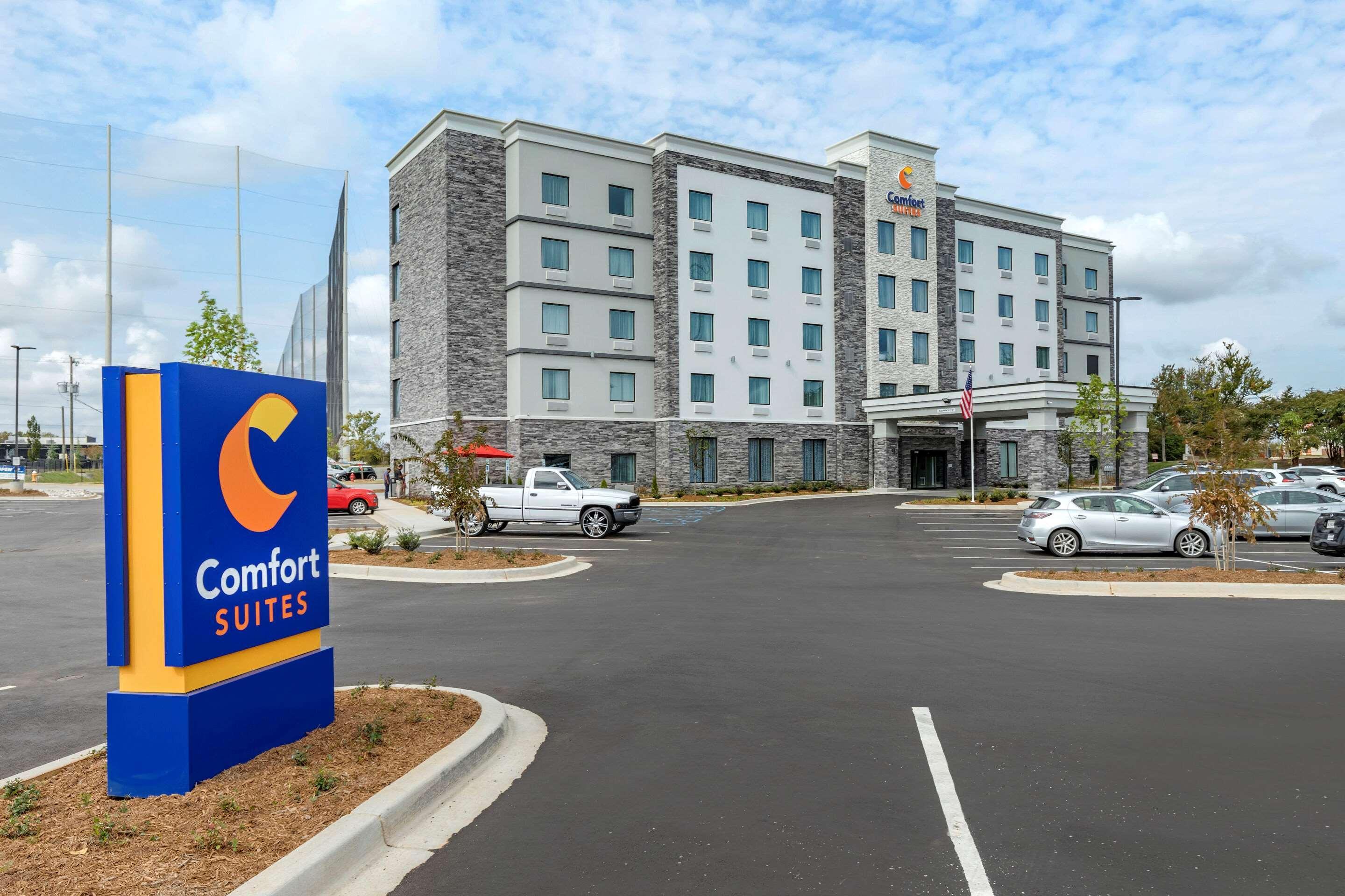 Comfort Suites Greenville Airport Exterior foto